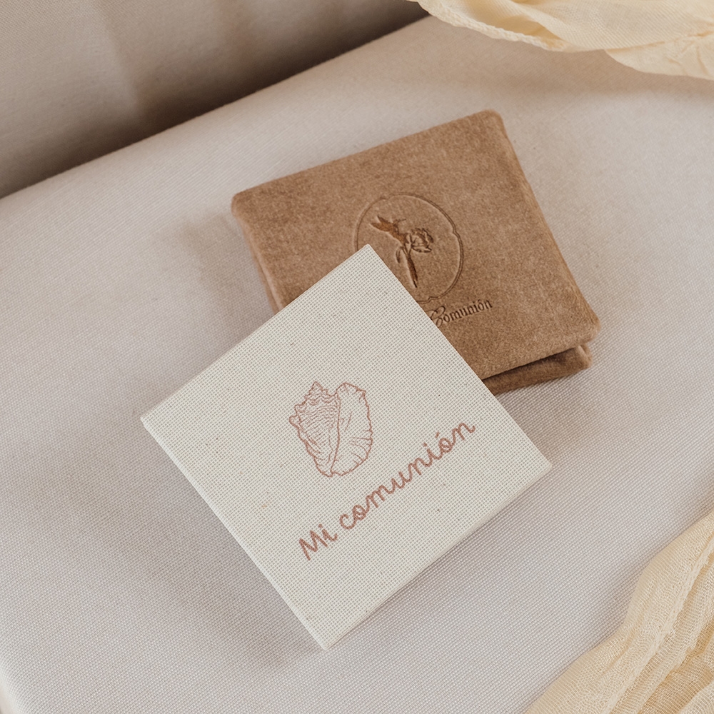 Little Folio communions 3