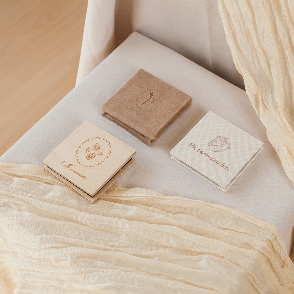 Little Folio communions 4